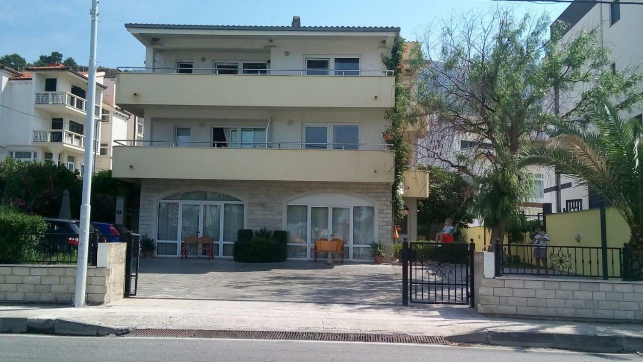 Apartmani Morango Podstrana Exterior foto